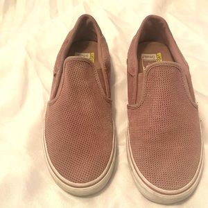 Pink vans with Deluxe Comfort Soles